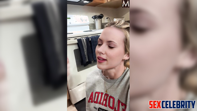 She always eats sperm as dessert / Scarlett Johansson in deepfake erotic
