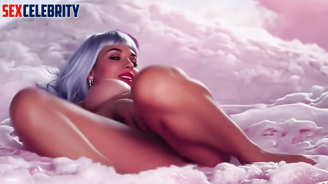 A.I. Katy Perry uncut California Gurls - Sexy body for my fans