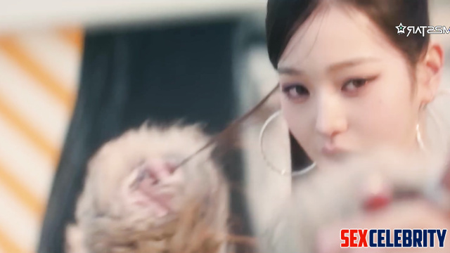 Dissolute movements on stage and in bed, IVE (아이브 어른들의 비디오) face swap pmv