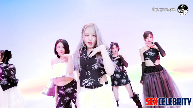 Dance pmv ai scenes plus leaked IVE videos / 아이브 스마트한 얼굴 변화