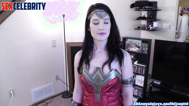 Cobie Smulders was hypnotized and dressed up in an interesting suit, ai