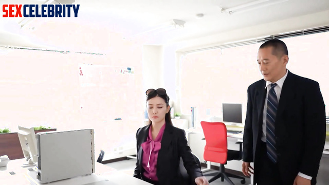 It's not clear what he did to her, Tong Liya (佟丽娅 假名人色情片) deepfake erotic