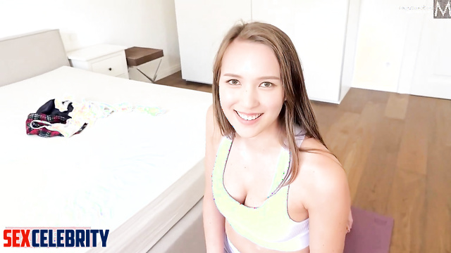 Black asked her to make him blowjob and she agreed, fake Mina (미나 트와이스)