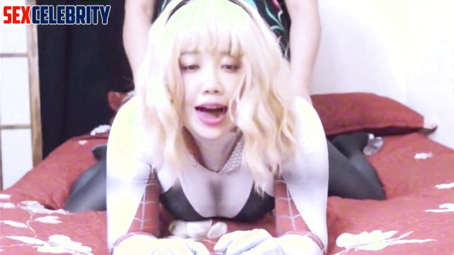 Fake Jung Eun-ji (정은지) with spider costume doggy style fuck