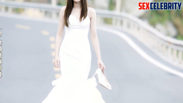 Passionate oily massage she deserves - Dilireba 迪丽热巴 迪力木拉提 名人性爱