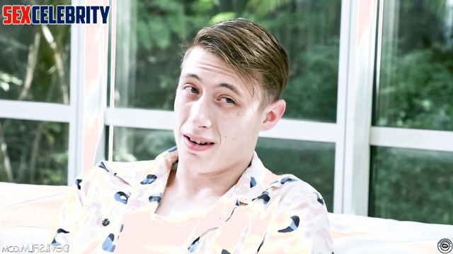 Natalie Dormer takes stepson's cock in her tight mature ass (AI)