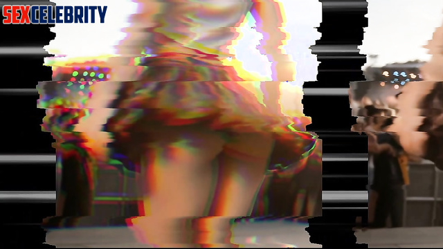 Sophia Lillis gets horny at the outdoor music festival (Fake Porn)