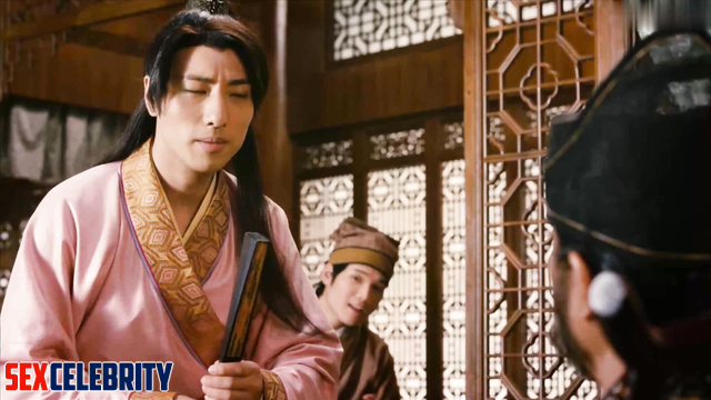 Stunning brunette Tong Liya (佟丽娅) helps the warriors to relax 人工智能