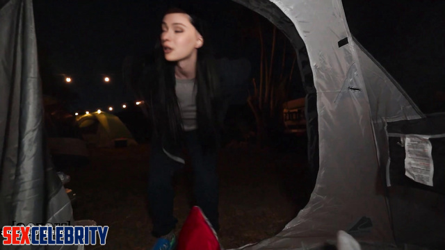 Sex scenes with Erin Moriarty in the evening tent / she really loves it