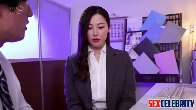 An unexpected turn of events at an interview - Zhu Zhu (朱珠 充满激情的性爱) A.I.