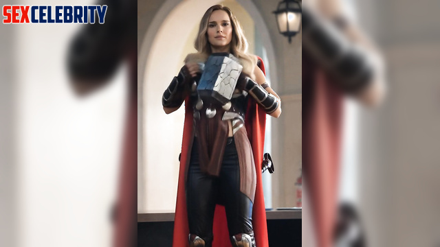 Blonde jumping naked and having fun / Natalie Portman solo ai scene