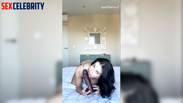 She loves to show it off to everyone - Megan Fox solo face swap